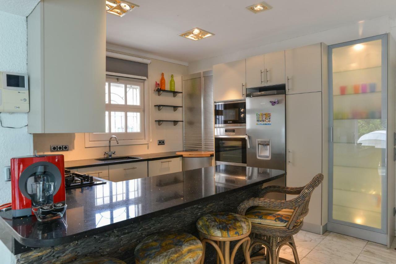 Villa Requesens On Canal Empuriabrava Ngoại thất bức ảnh
